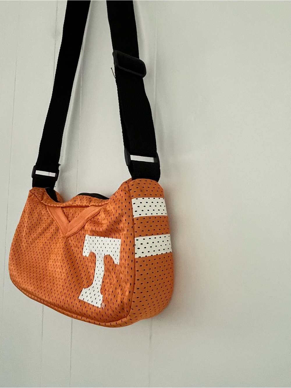 Tennessee Volunteers VOLS Jersey Orange Crossbody Purse by Little Earth - Picture 4 of 11